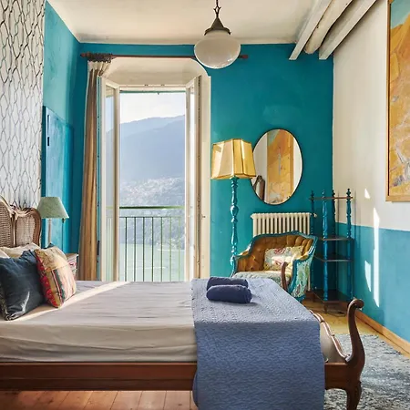 Apartment Timeless Charm - A Window To *